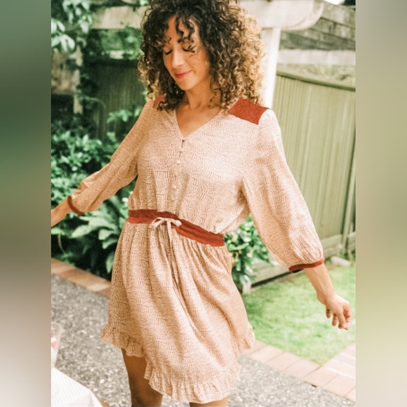 Jackson Rowe Dresses & Skirts - Jackson Rowe - Evie Dress Juno